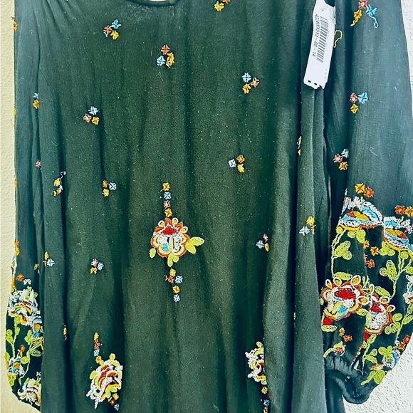 Free People Black Mini Dress with Colorful Embroidery size small oversized - Picture 3 of 3